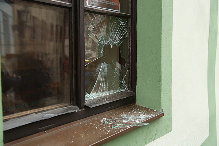 A2B Glass are able to board up broken windows while they are being repaired in Tonbridge.